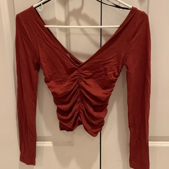 So Flattering! Rust Forever 21 Gathered Stretch Top — Small - Picture 3 of 10